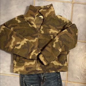 American eagle Sherpa